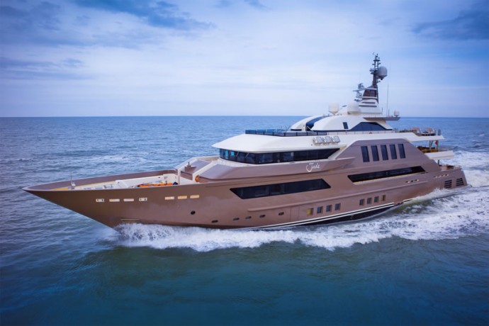J Ade Megayacht By Crn Boasts The World S First Floating Garage