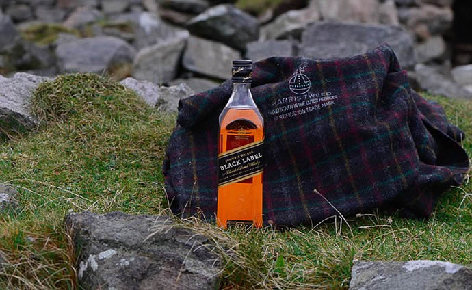 Harris Tweed creates smart fabric infused with the smell