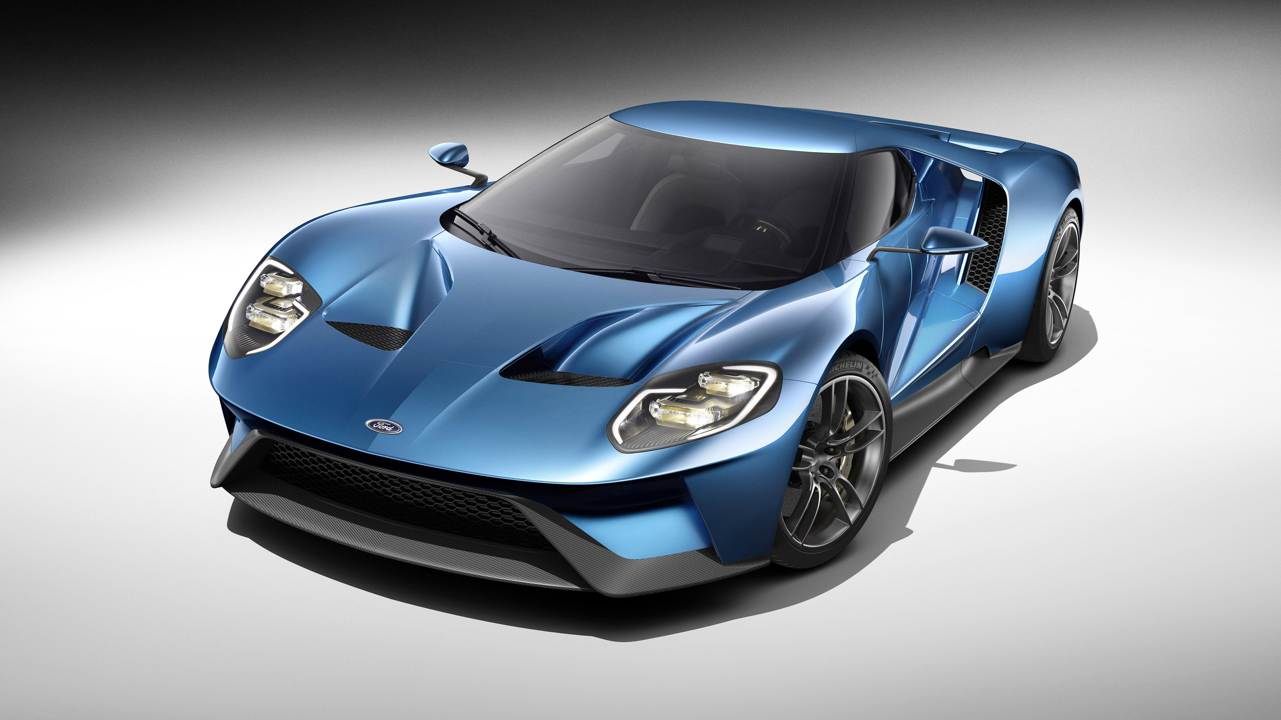 Ford gt windshield #3