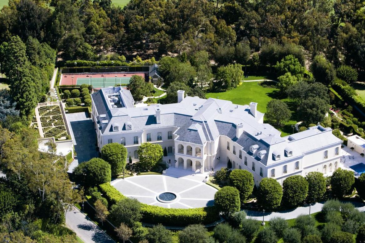 take-a-look-inside-the-most-expensive-home-in-america