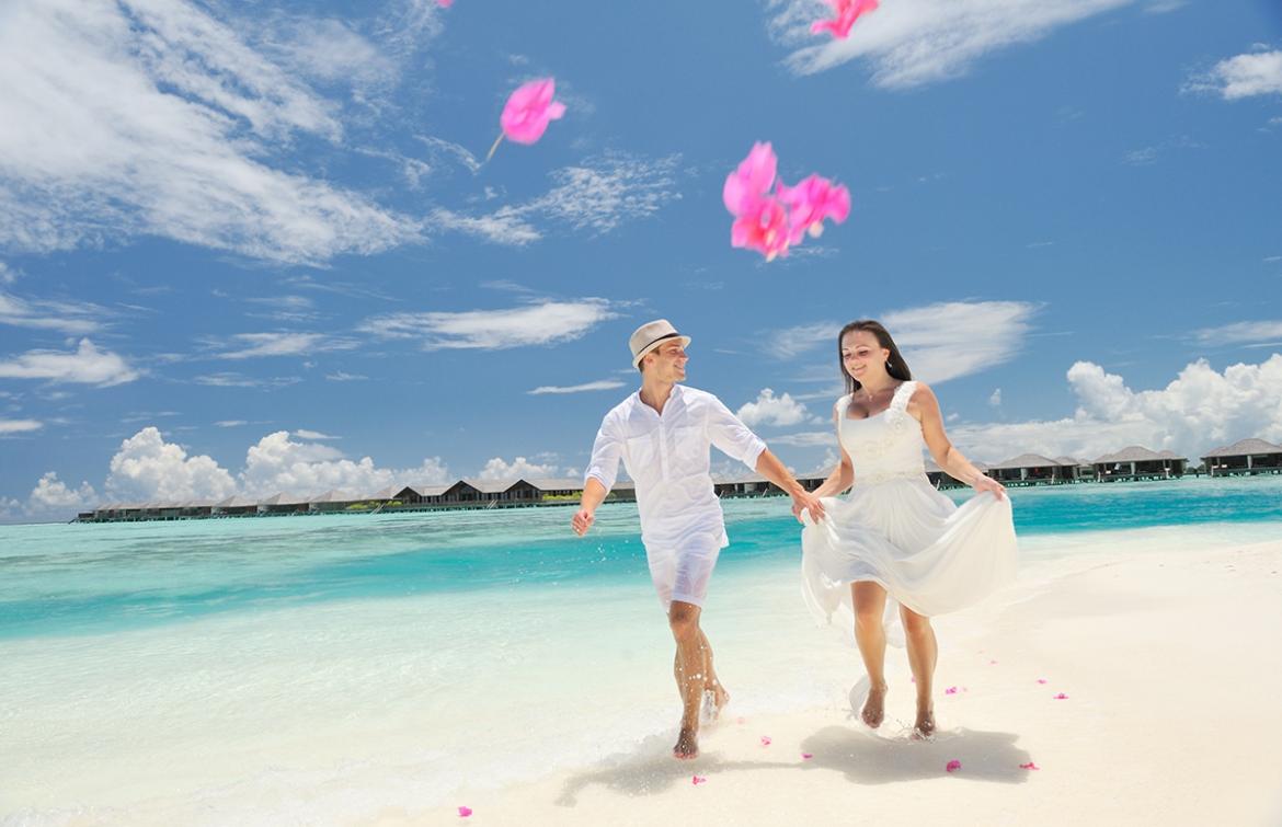 9 reasons you will fall in love with a honeymoon in the