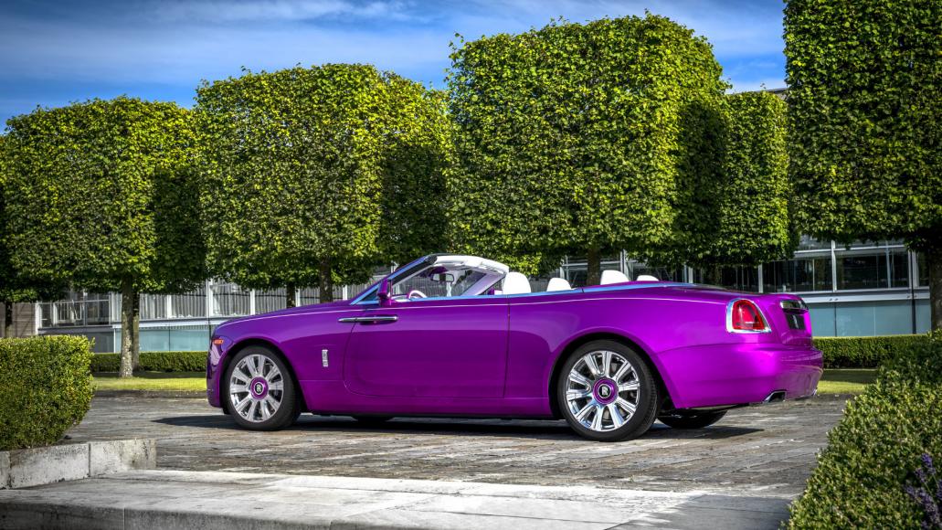 A Rolls Royce Dawn In Pink That Is Perfect For A Princess 5060