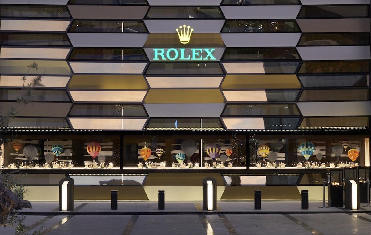 Take a look inside the worlds largest Rolex store, and, yes its in Dubai