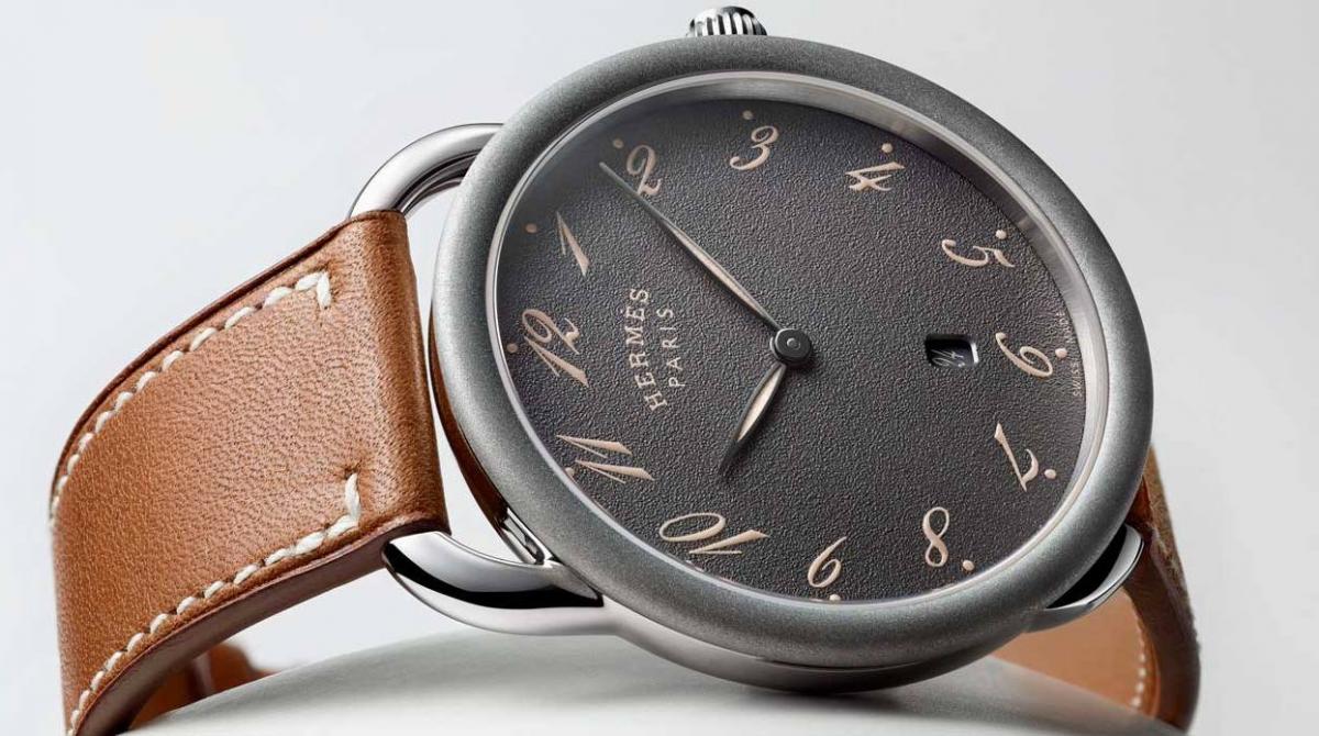 Hermés celebrates 40 years of Arceau watch range in a simply stylish manner