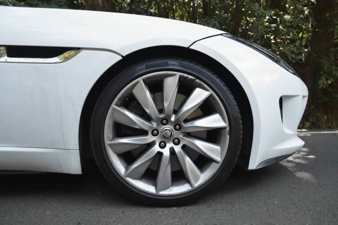 jaguar-f-type-v8-wheels