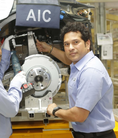 09 Sachin making BMW at BMW Plant Chennai