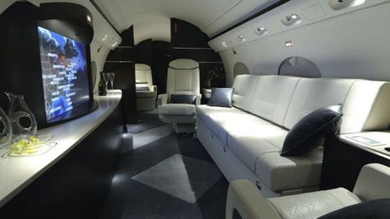 Charter A Private Jet To Watch The Super Bowl Xlvi