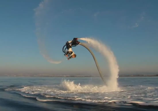 The Zapata Flyboard makes you the Superman of blue waters - Luxurylaunches