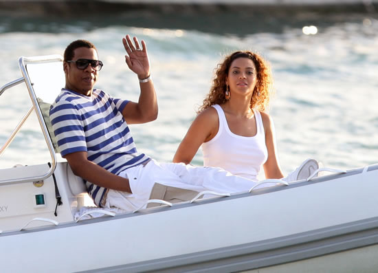 Jay-Z rumored to gift Beyonce a $4.2 million luxury yacht ...