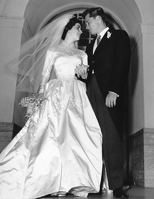 Elizabeth Taylor's first wedding gown to be auctioned - Luxurylaunches