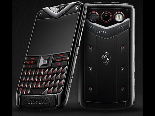 Ferrari Luxury Smartphone: GB Navigator  Phone design, Smartphone  accessories, Concept phones