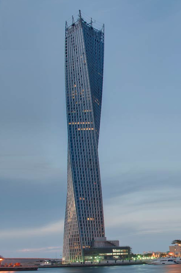 Cayan Tower, the world's highest twisted tower, opens up ... - 600 x 905 jpeg 206kB