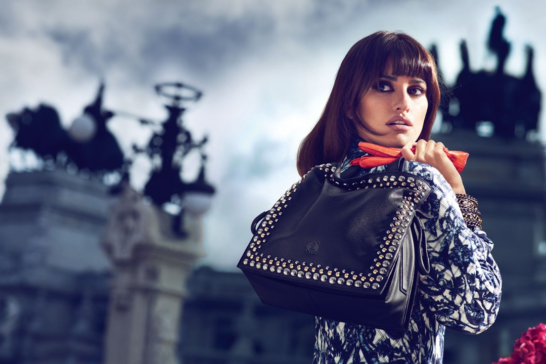 Penelope Cruz and Sister Monica Cruz's Limited Edition Collection for  Loewe! - BagAddicts Anonymous