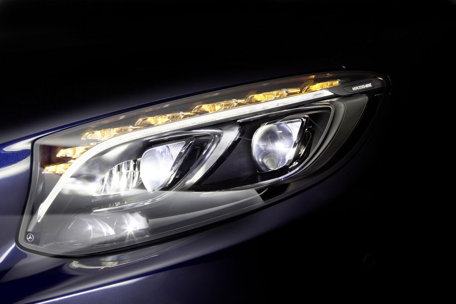 Mercedes-Benz new Multibeam LED headlight in a whopping 84 LEDs per lamp -