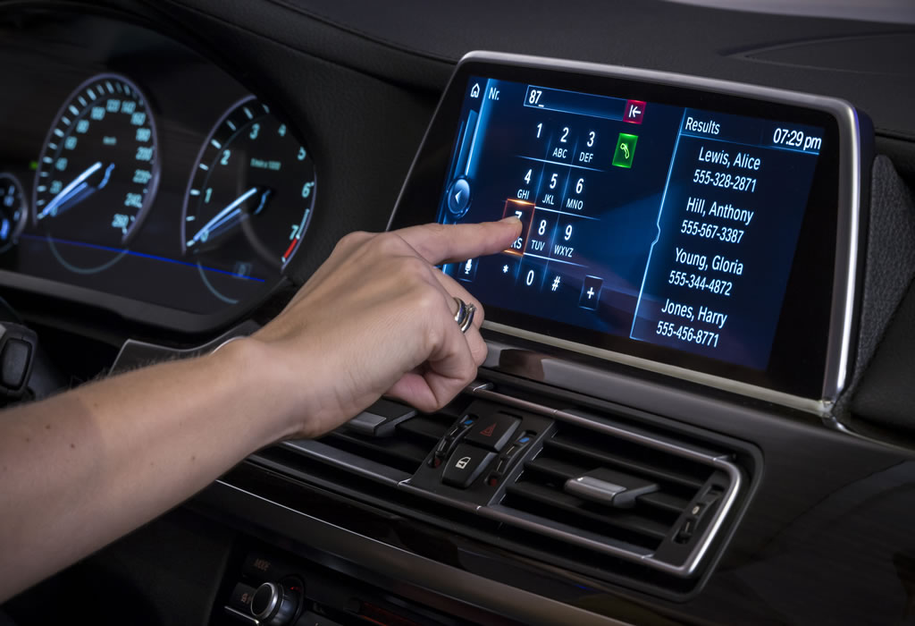 CES 2015 Next gen BMW  iDrive finally adopts touchscreen 