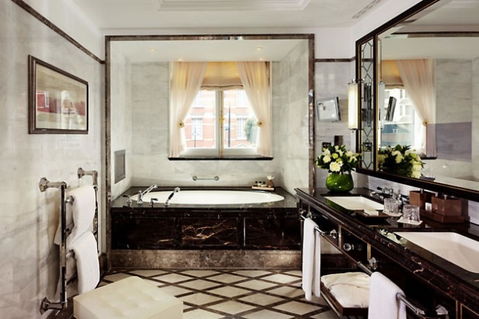 Knightsbridge suite Bathroom