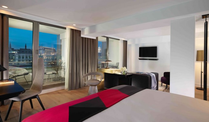 Mondrian London Riverview Balcony Suite