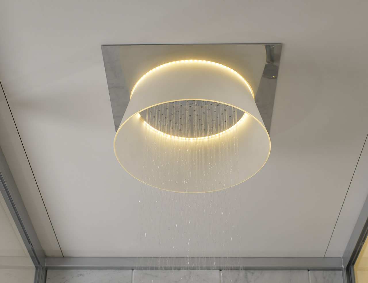 Toto launches smart ceiling-mounted showerheads 2