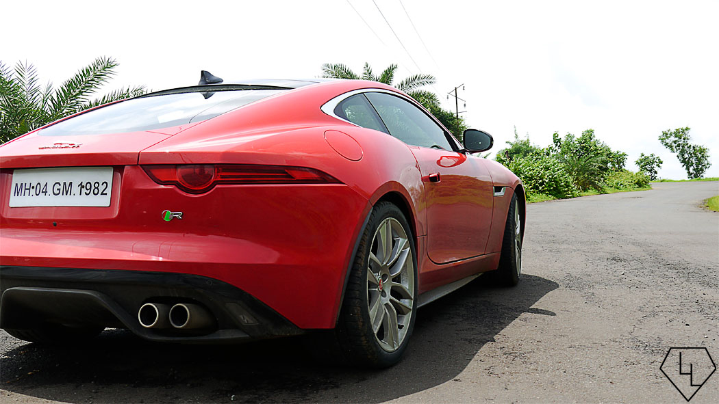 Scandalous in red - 48 hours with the Jaguar F-Type Coupe ...