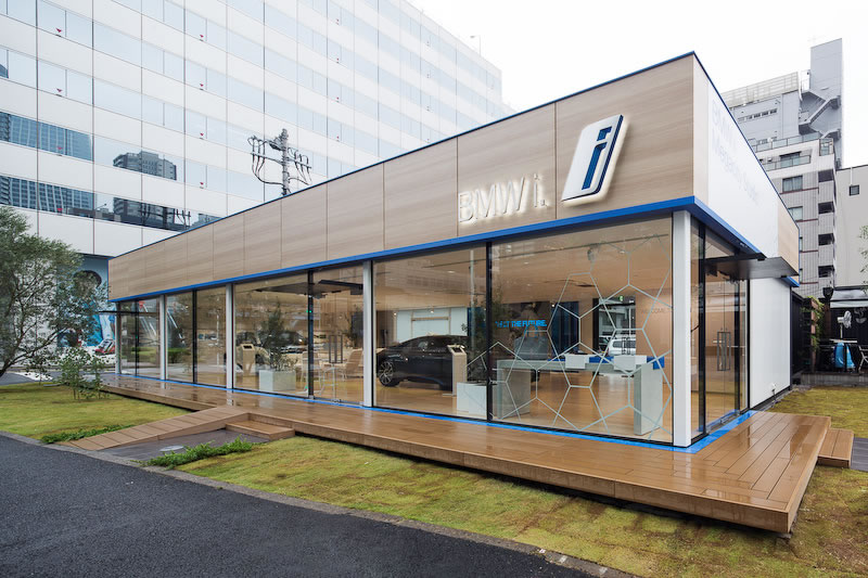 BMW i showroom in Tokyo 1