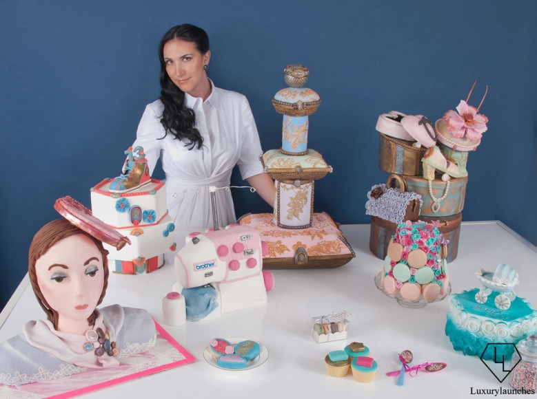 image of DW in her cake atelier