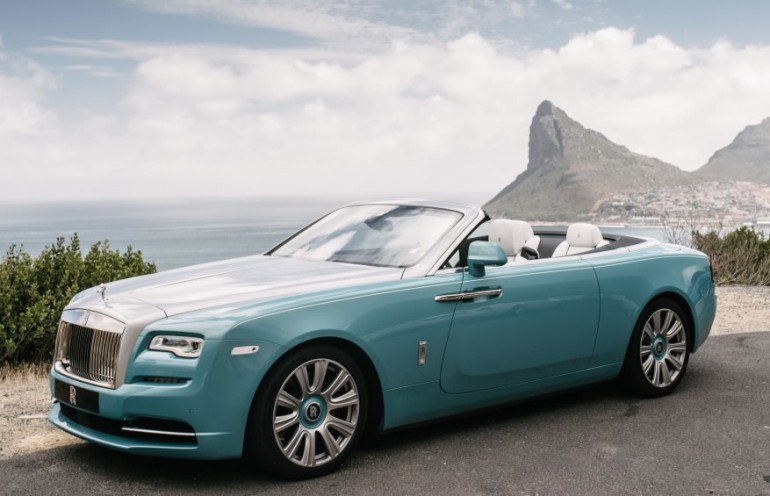 Rolls-Royce-Dawn-Luxury-Car-of-the-Year-1