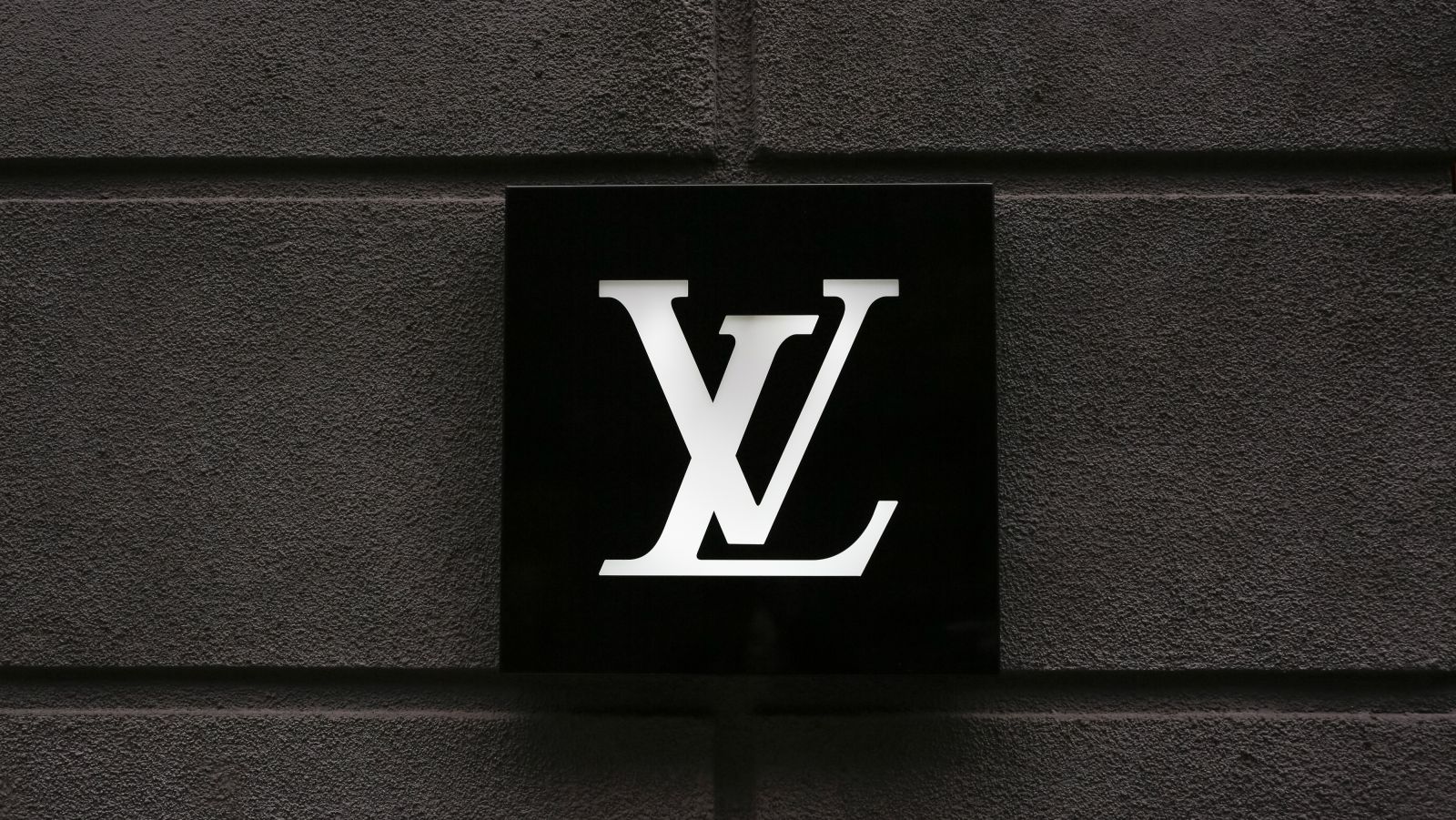 Lv логотип