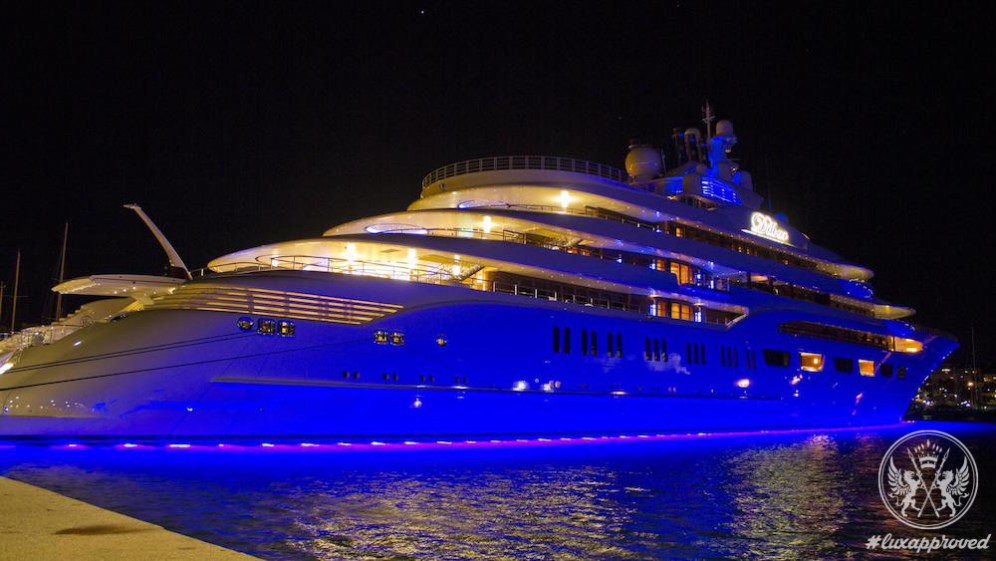 yacht with biggest pool