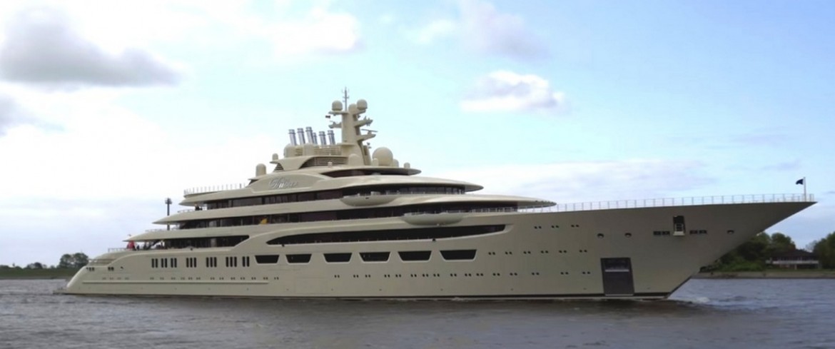 this $600 million superyacht has the largest pool of any