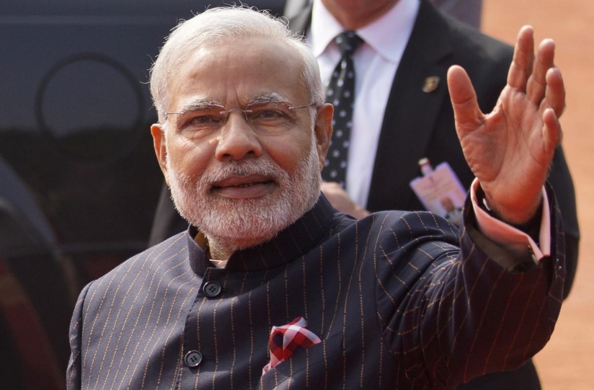 Indian PM's suit tops the Guinness list of the most expensive suits in the  world - Luxurylaunches