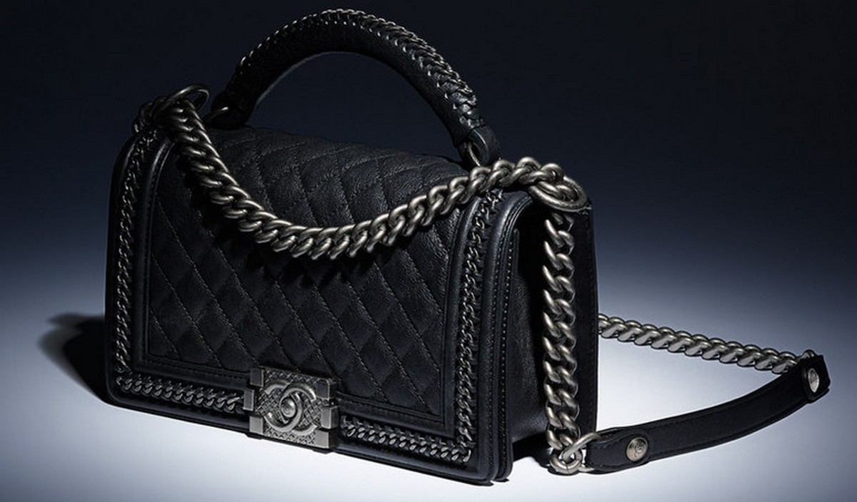 LL Arm candy of the week: Chanel Boy Bag with Handle : Luxurylaunches