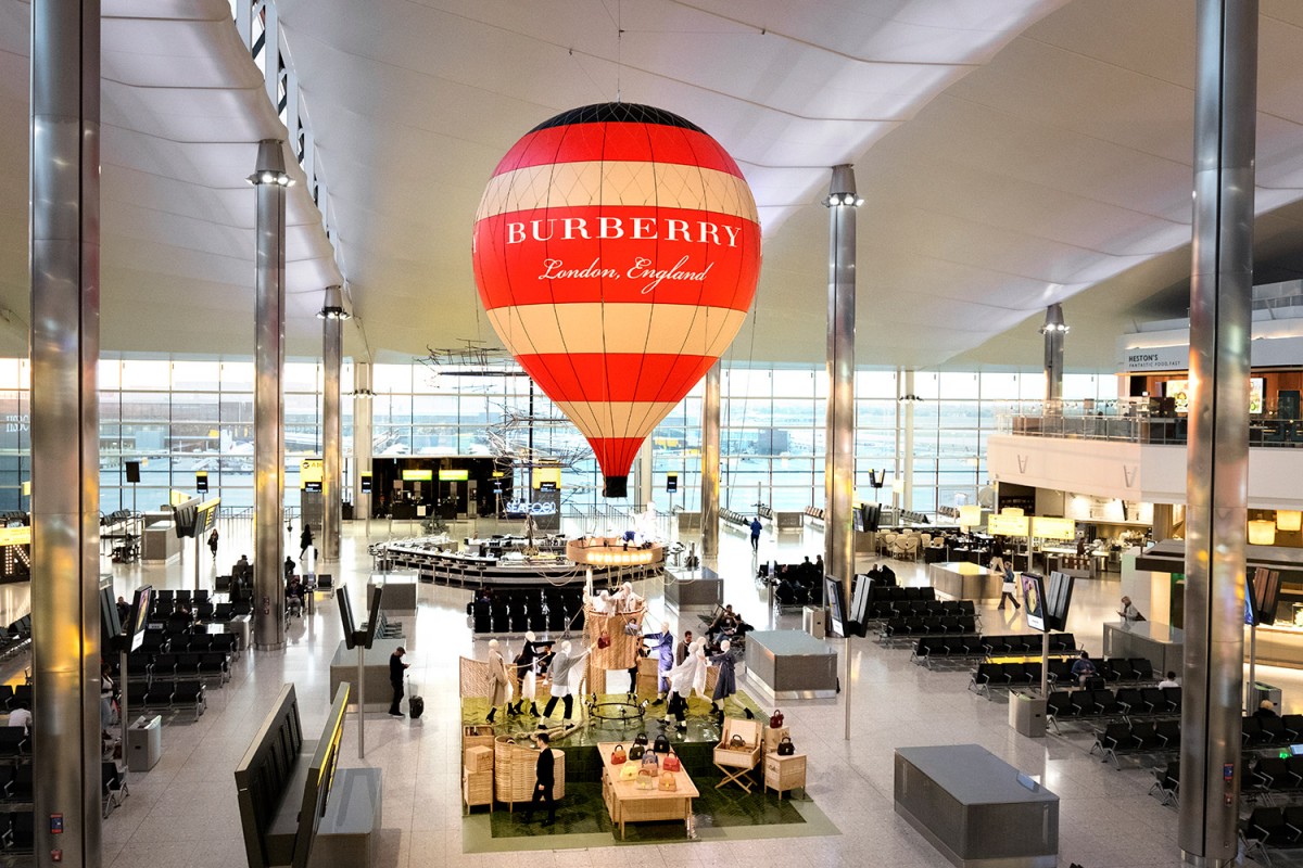 Burberry’s life-sized hot air balloon graces London’s Heathrow Airport : Luxurylaunches