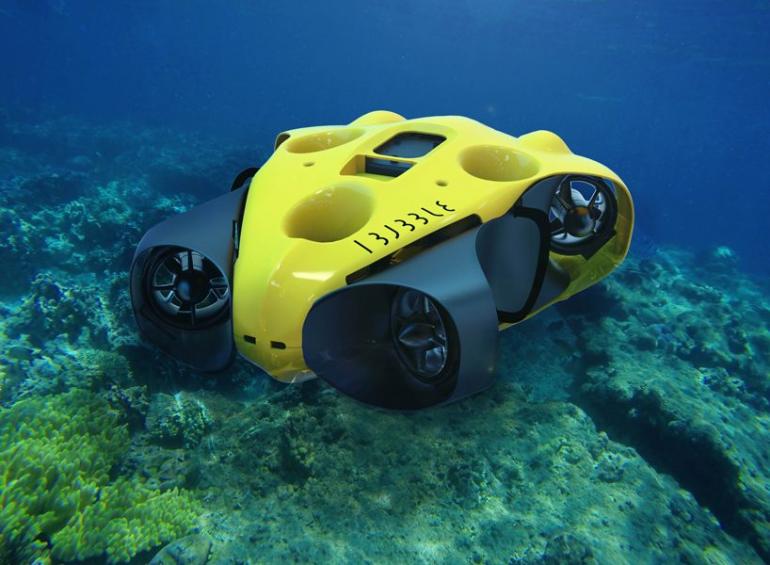This underwater drone can help you get the ultimate Instagram shot ...