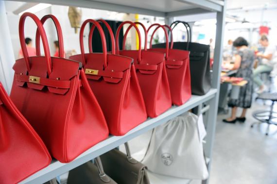 Amid a recession and a pandemic, Louis Vuitton has increased the prices  across all its handbag styles by 20% - Luxurylaunches