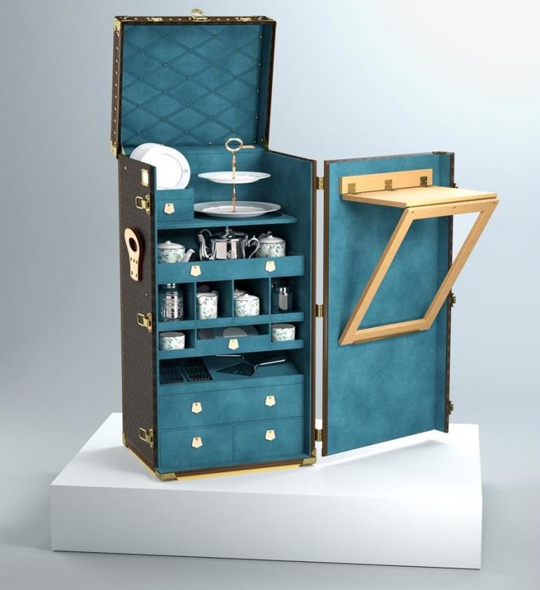 Louis Vuitton Tea Trunk  Vintage tea, Tea pots, Tea accessories