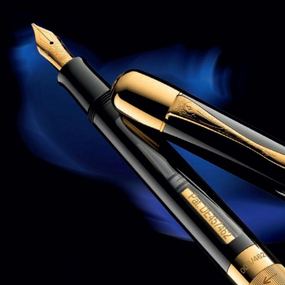 Pelikan-Herzstuck-1929-Fountain-Pen-Black-Resin-Gold-Limited-Edition (4)