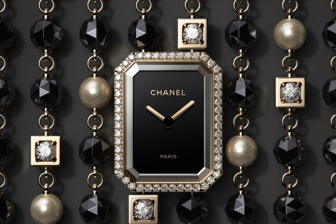 A closer look at the Chanel Première Velours timepiece - Luxurylaunches