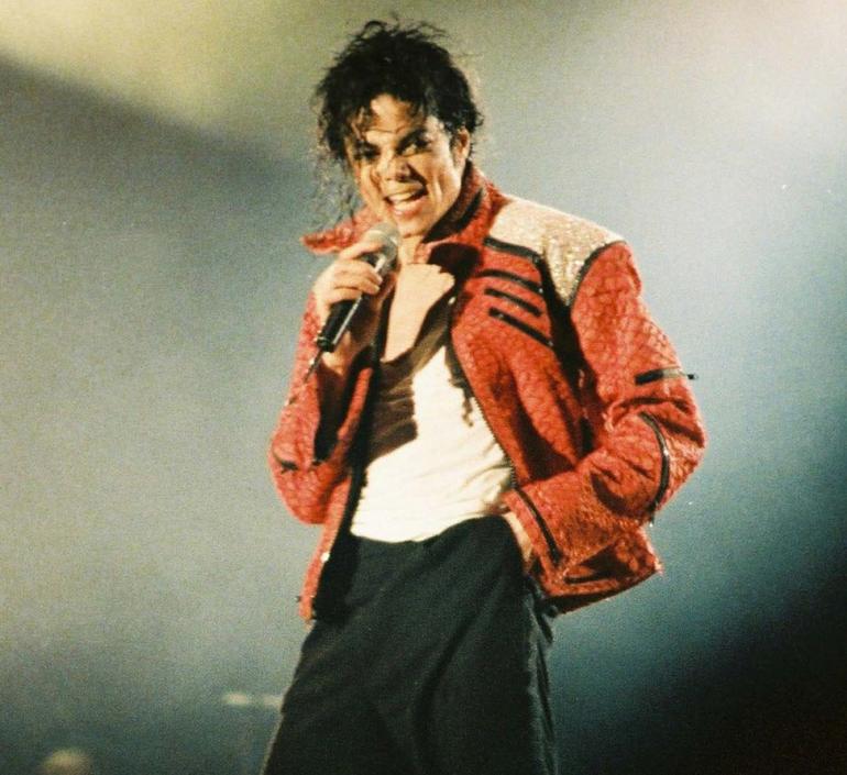 Michael Jackson's moonwalk glove sells for $350,000