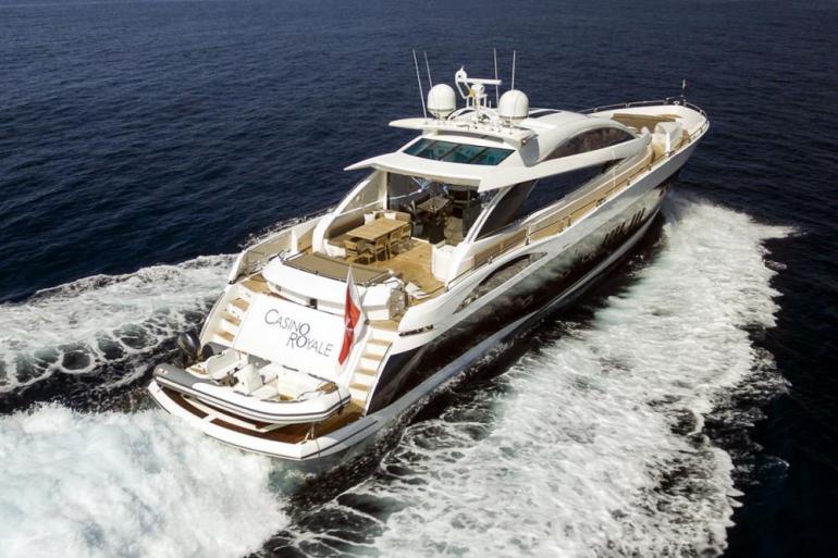 yacht in casino royale