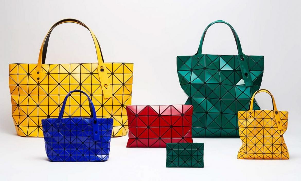 Buy AS Shop Luminous Geometric Holographic Tote Bag Shoulder Handbag for  Women | Bao Bao Reflectors Handbags(assorted design) at Amazon.in