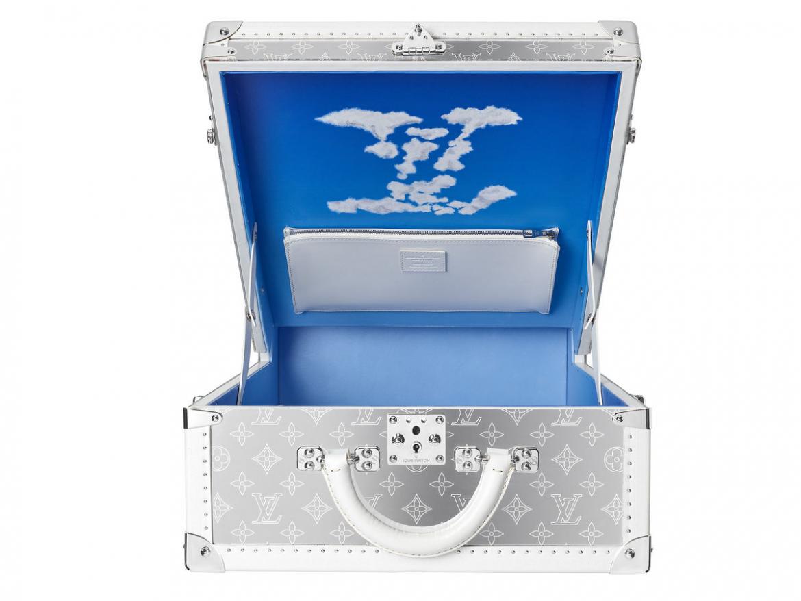 teenagere sorg Barry Louis Vuitton's new monogrammed backpack trunks to make glamping more  glamorous - Luxurylaunches