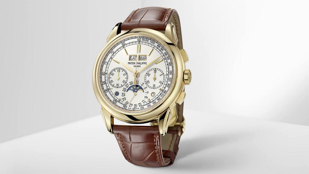 Patek Philippe debuts 5270J Perpetual Calendar Chronograph in yellow gold for the first time