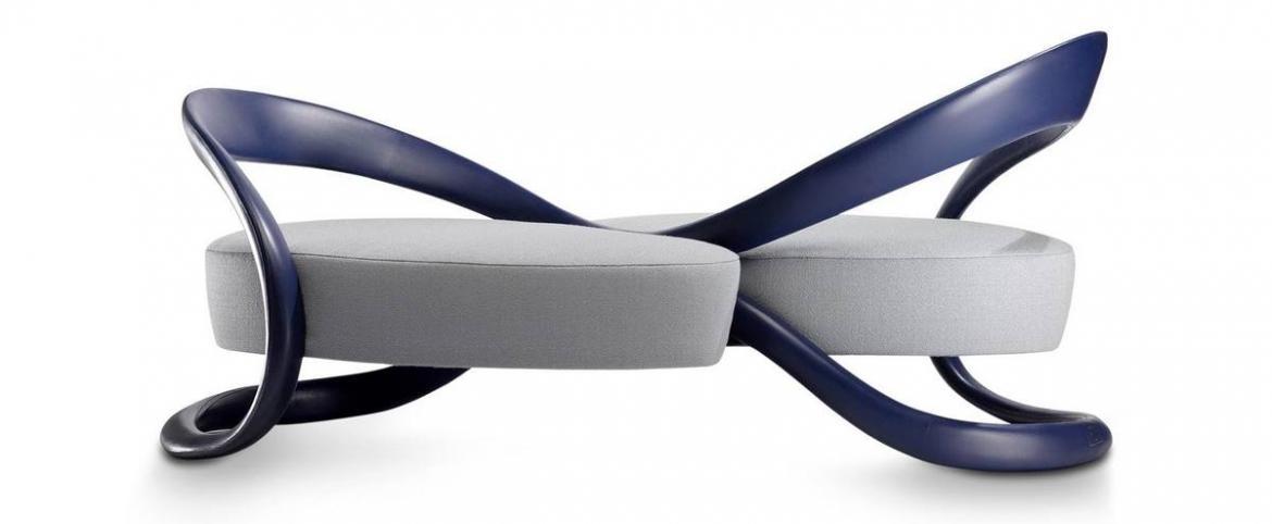 Andre Fu designs the Ribbon Dance chair for Louis Vuitton's Objet Nomades  collection