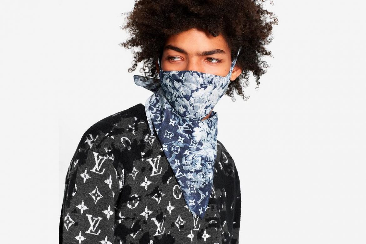 økse Male Frø Louis Vuitton continues to cash in on Coronavirus accessories with a $500  bandana and mask set - Luxurylaunches