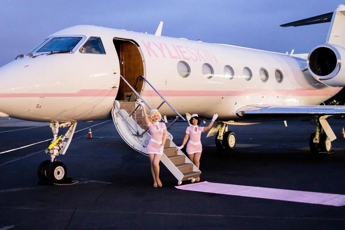 kylie jenner private jet tour