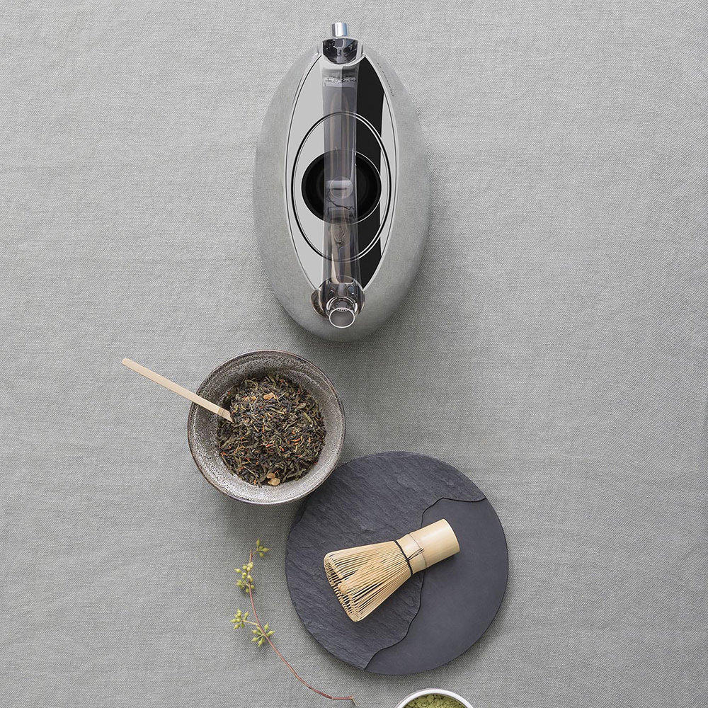 Bugatti's modern electric tea kettle is designed to maintain the exact  ideal temperature for your tea! - Yanko Design