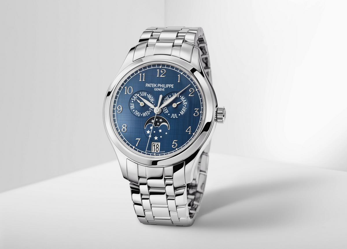 Patek Philippe debuts an allsteel Annual Calendar watch for the very