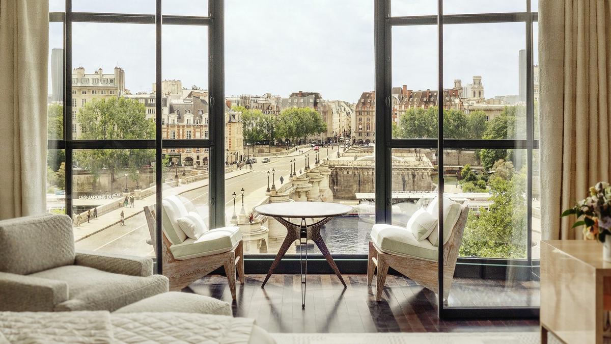 A look inside the Cheval Blanc Paris - The LVMH owned hotel has
