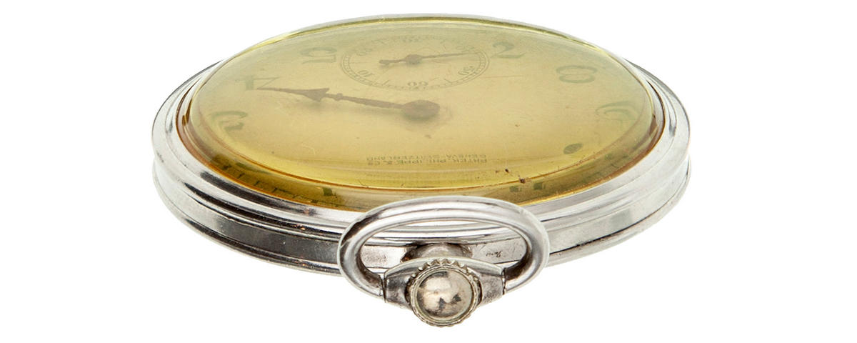 A diamond-studded Patek Philippe pocket watch belonging to Chicago's  infamous gangster Al-Capone was auctioned for $230,000. - Luxurylaunches