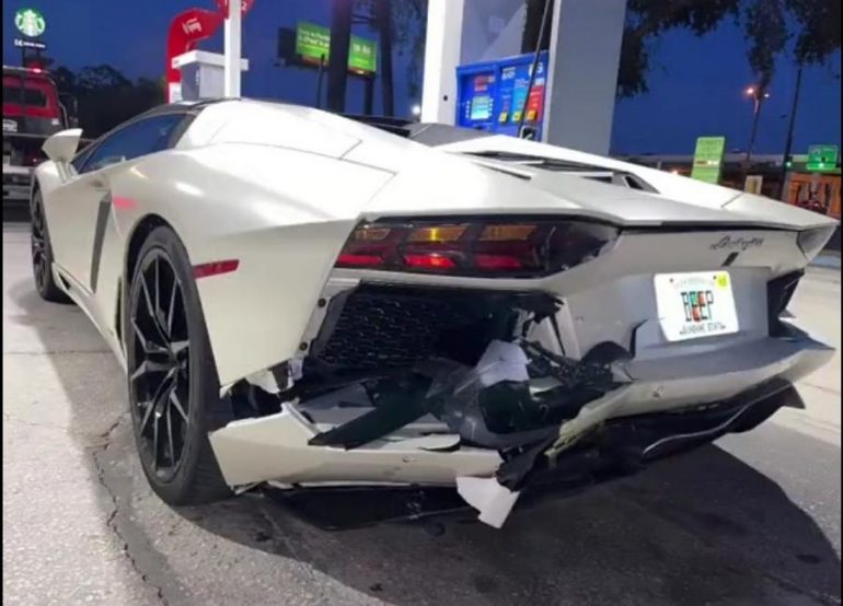 Watch - Florida man driving a $550,000 Lamborghini Aventador exhibits a  shockingly calm demeanor as the woman who rear-ended his supercar starts  yelling and abusing him. - Luxurylaunches